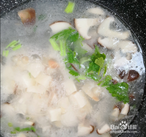 家常香菇豆腐汤怎么做