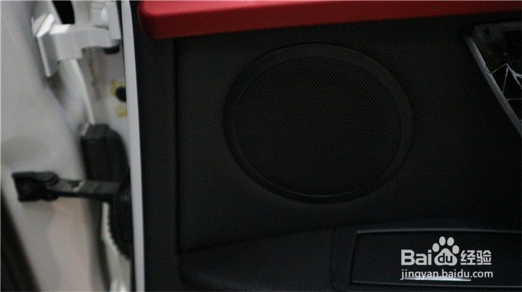宝马3系升级哈曼音响，原厂EVO大屏,八色氛围灯