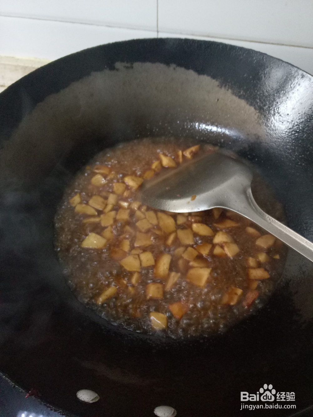 火锅丸子浇汁上海青