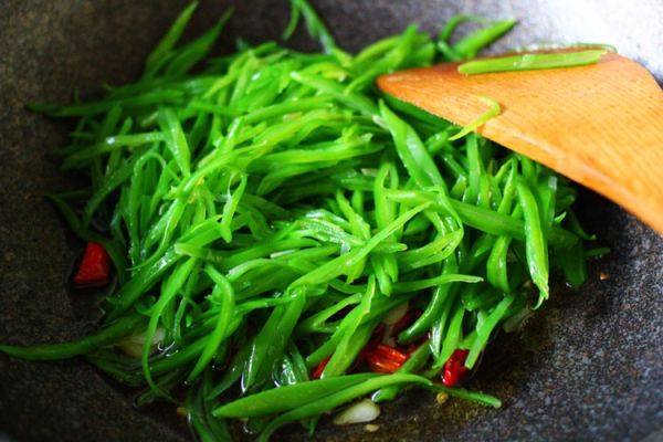 海虹爆炒芸豆丝