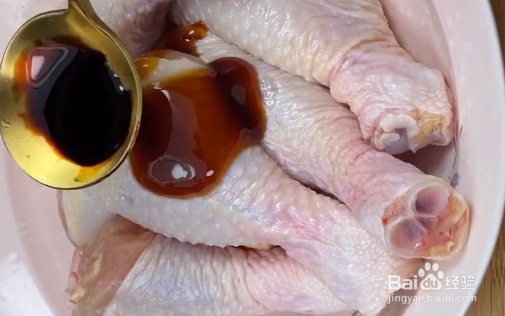 如何用电饭煲焖鸡腿
