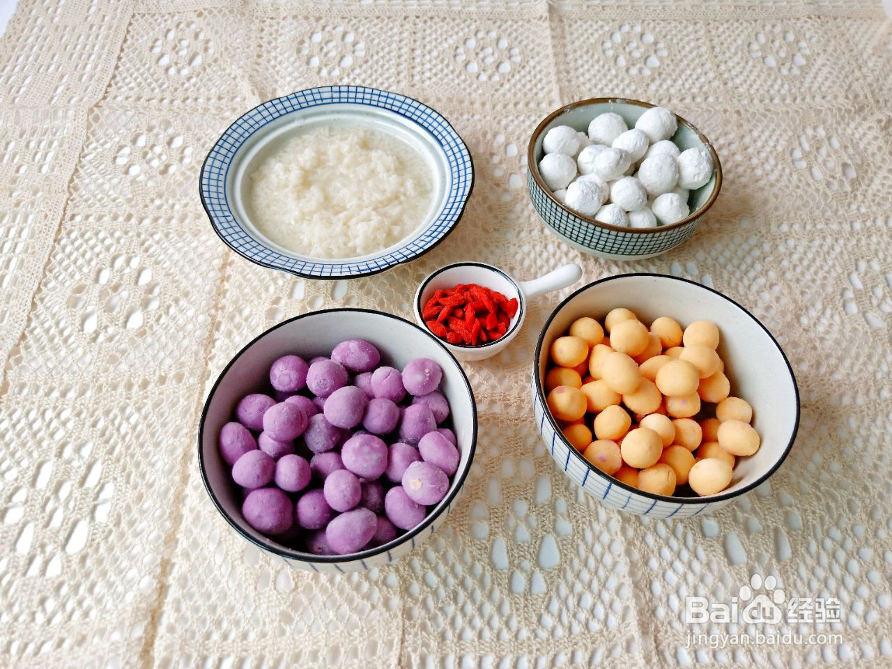 酒酿彩色芋圆的做法