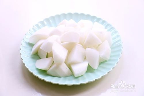 冬季必吃的萝卜羊肉汤