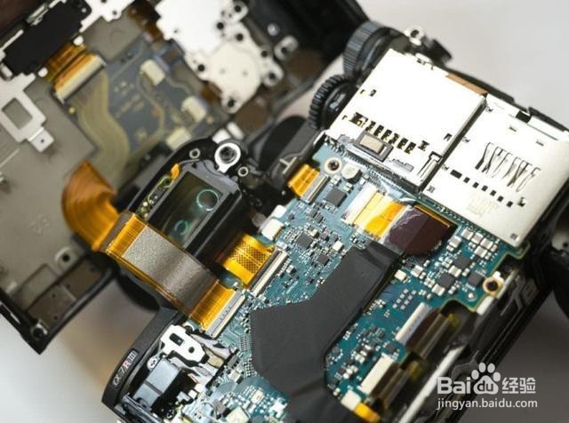 索尼a7r3电池仓盖板怎样拆解