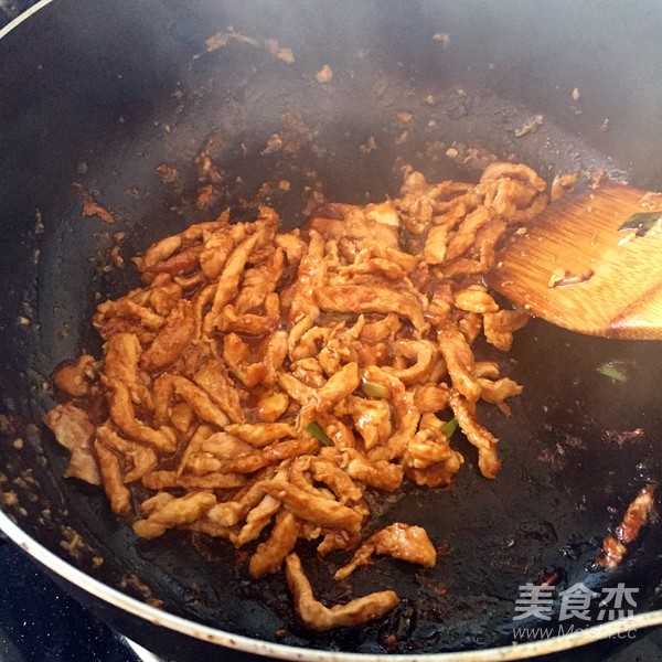 芹菜炒肉丝的做法
