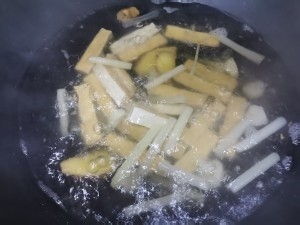 家庭版的水煮牛肉
