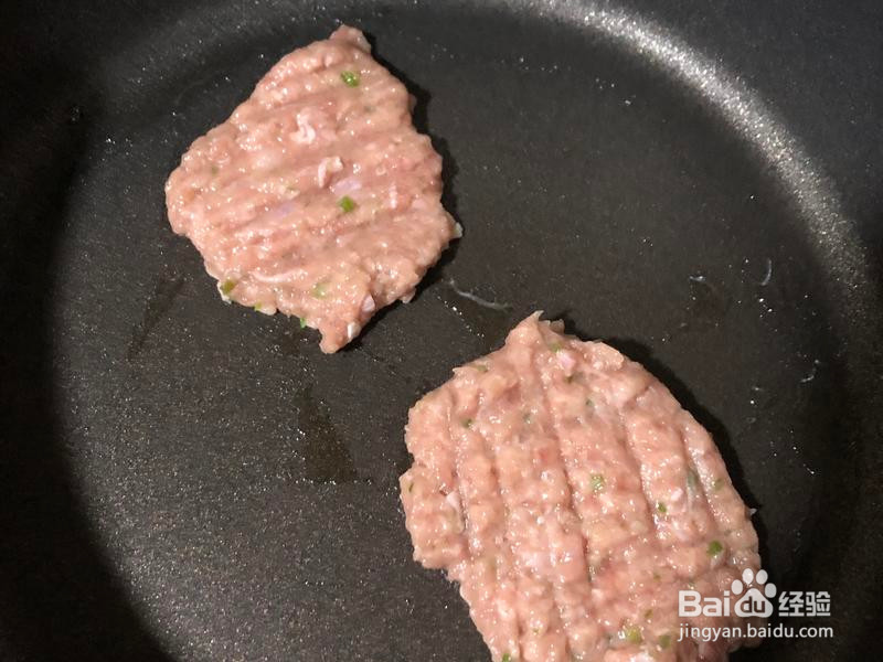 鸡肉饼番茄蛋宝宝辅食的做法