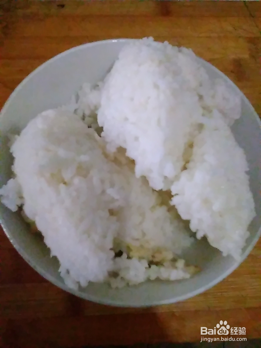 怎样做好吃的香肠蛋炒饭
