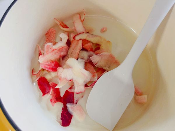 附自制桃子果酱