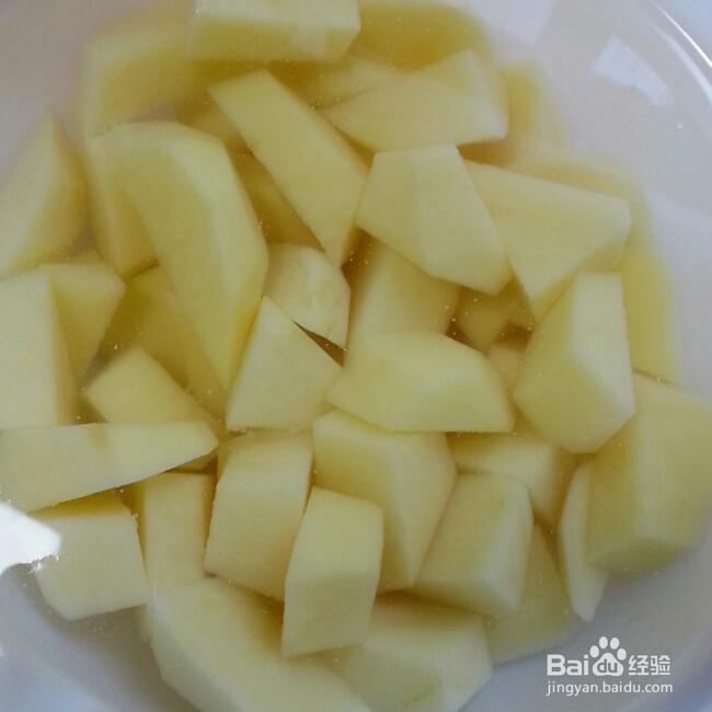 既下饭又好做的土豆炖排骨