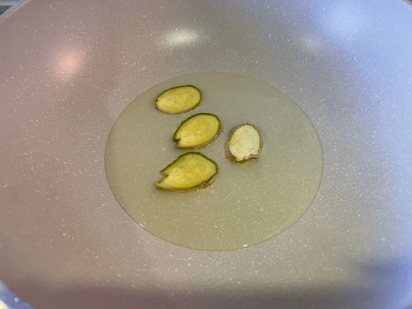 韭菜肉虾米饺子