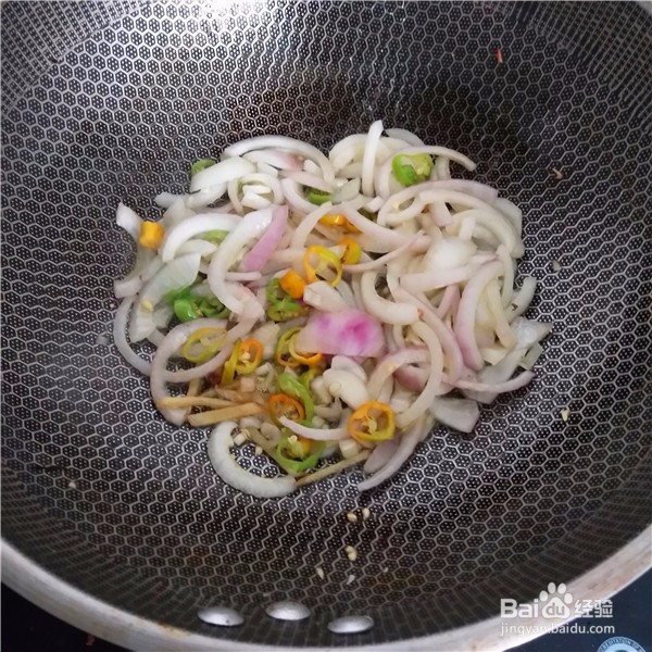 #初冬怎么吃#炒鱿鱼的家常做法