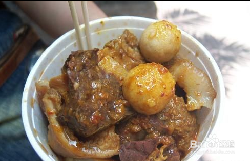 去澳门食足1日100蚊有找，包你满意