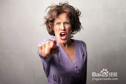 女朋友为什么容易生气，男生该怎么办？