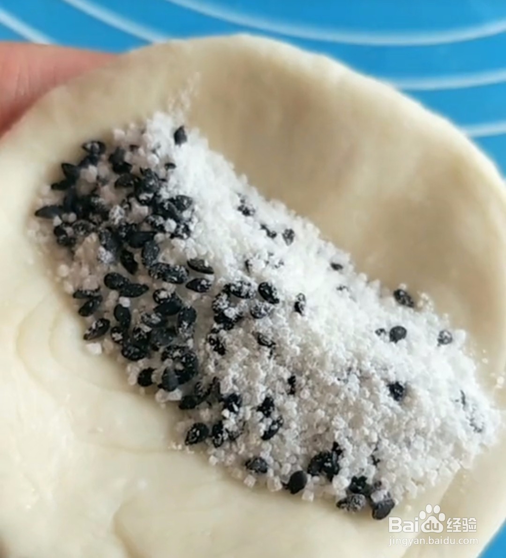 烫面版黑芝麻小糖饼的做法