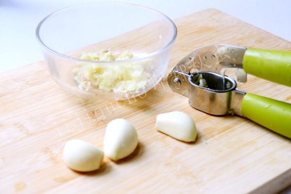 蒜沫剁椒烤茄子