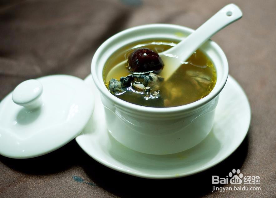 男人补肾壮阳食物【枸杞红枣乌鸡汤】