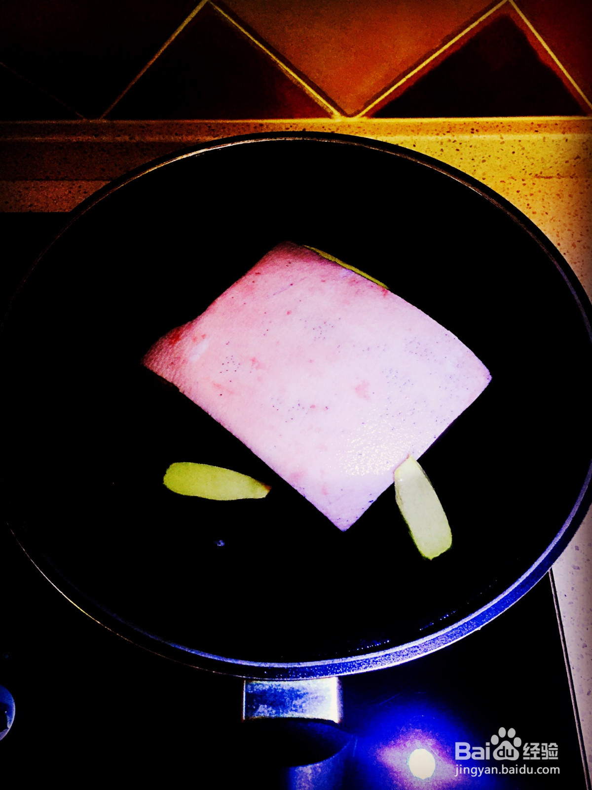 荔浦芋扣肉的做法