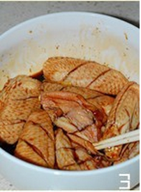 蒜香鸡翅——爱不释手的美味