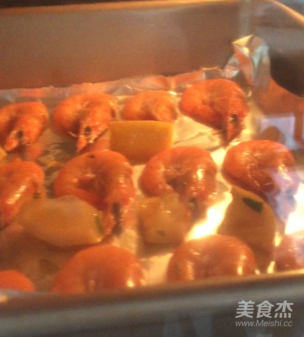 迷迭香柠檬烤虾