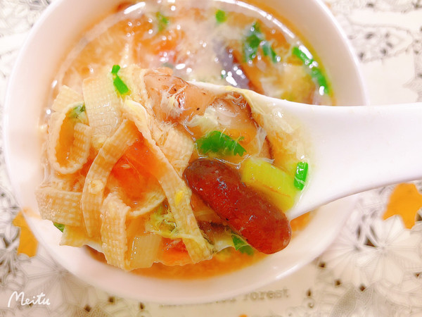 西红柿豆皮蛋花汤