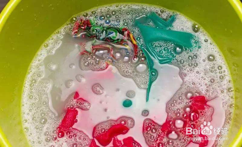 衣服染上别的颜色怎么办