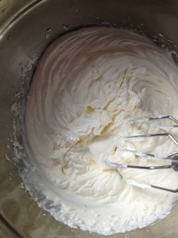 黄桃巧克力戚风裸蛋糕