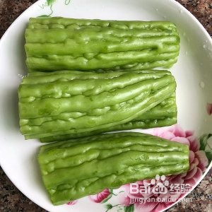 养生食补苦瓜炒豆豉的做法