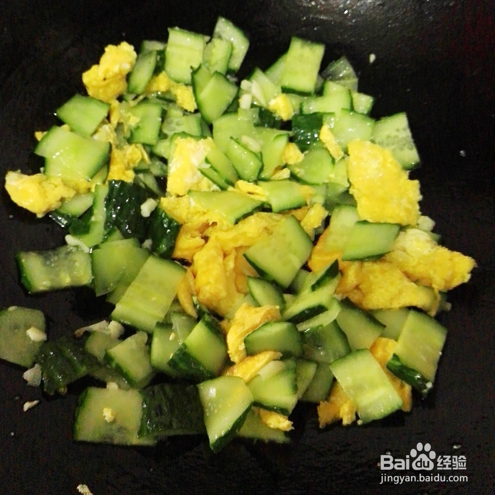青瓜片炒鸡蛋的做法