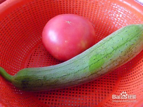 【家庭快手小炒】简单下饭菜----西红柿炒丝瓜