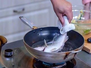竹荪鱼汤怎么做