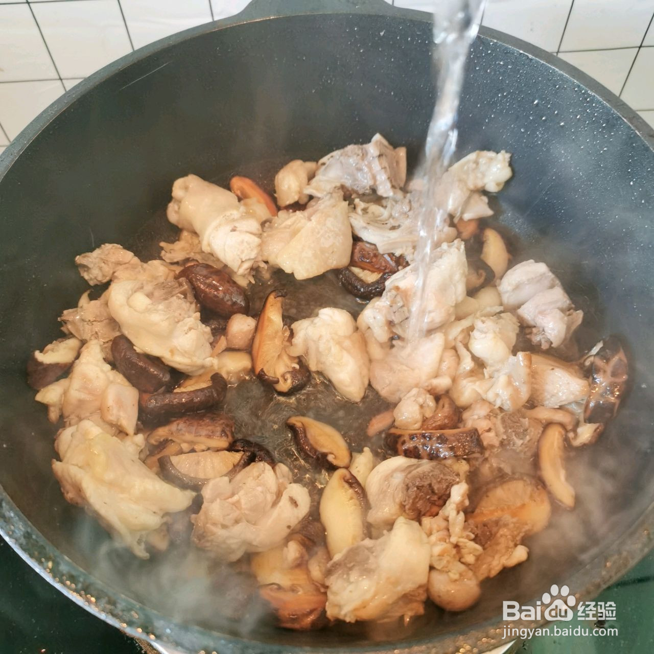零失败率的家庭版黄焖鸡的做法