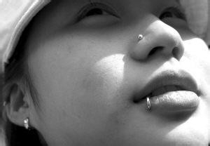 这些坏习惯最伤牙齿,请爱护自己的牙齿