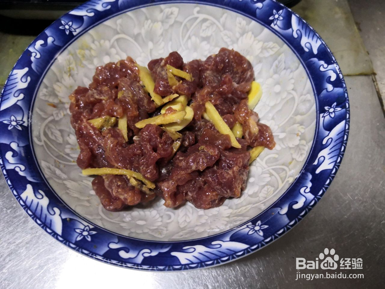 芹菜牛肉丝的做法