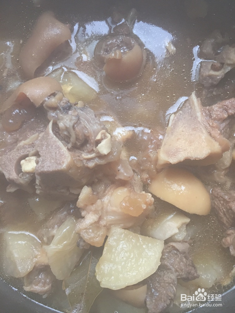 羊蝎子炖萝卜的做法