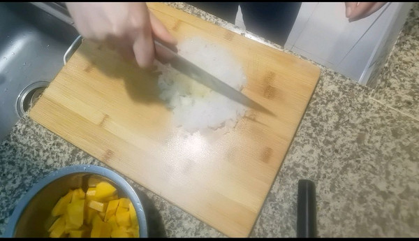 银耳红枣小米南瓜粥