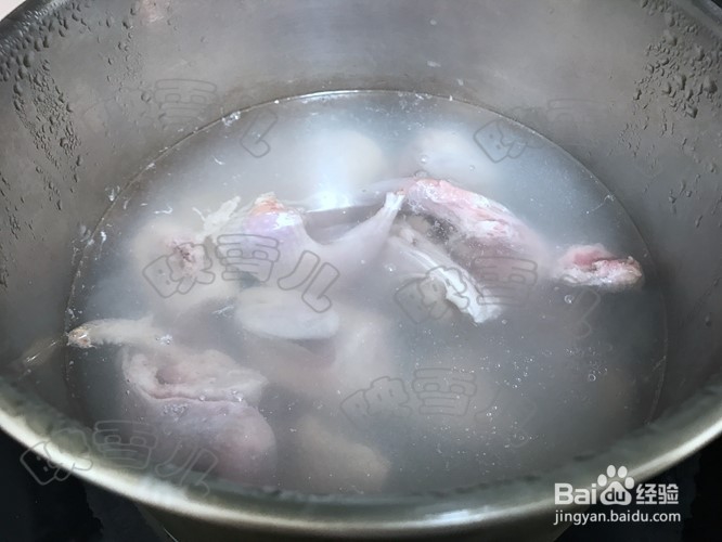 鹌鹑煲汤的做法