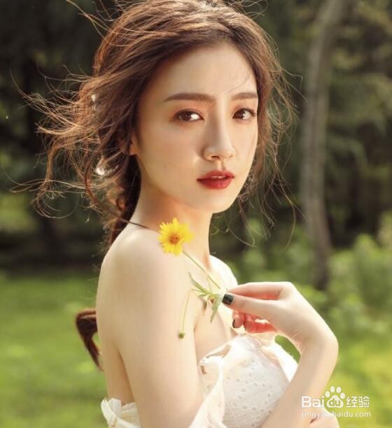 精妆联华美妆：怎样化妆才会持久不脱妆？