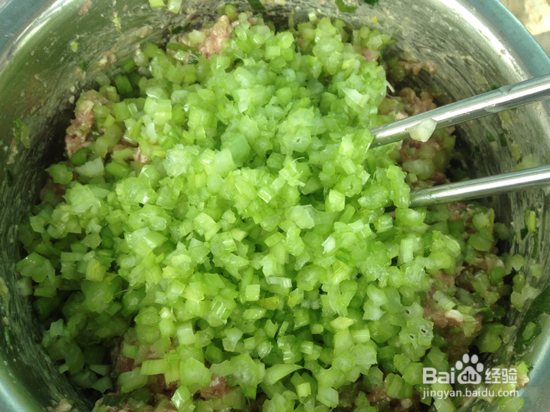 羊肉馅饺子的制作