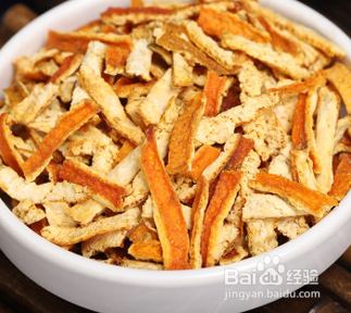 银耳杏仁雪梨汤