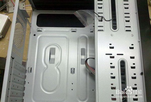 电脑装机详细步骤图文教程：[2]内存和电源