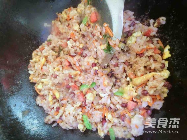 酱油炒饭的做法