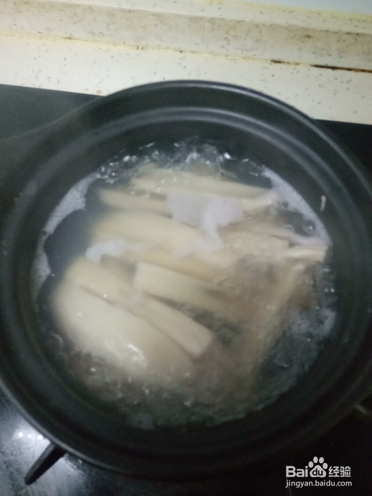 莲藕蒜苗馅饼