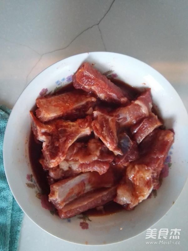 烤排骨的家常做法
