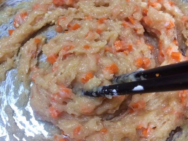 鸡胸肉饼藜麦饭汉堡