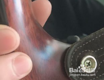 吉他肩带怎么挂