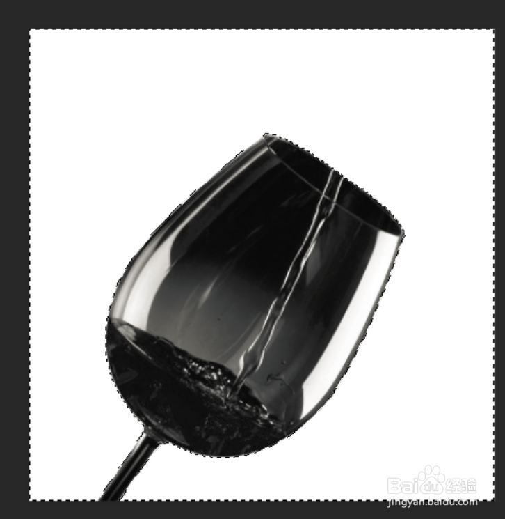 怎么用PS抠出水流入杯子的图片