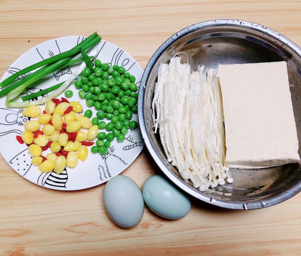 金汤白果豆腐金针菇