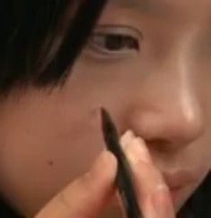 毛孔粗大，难看?看我化妆妙招