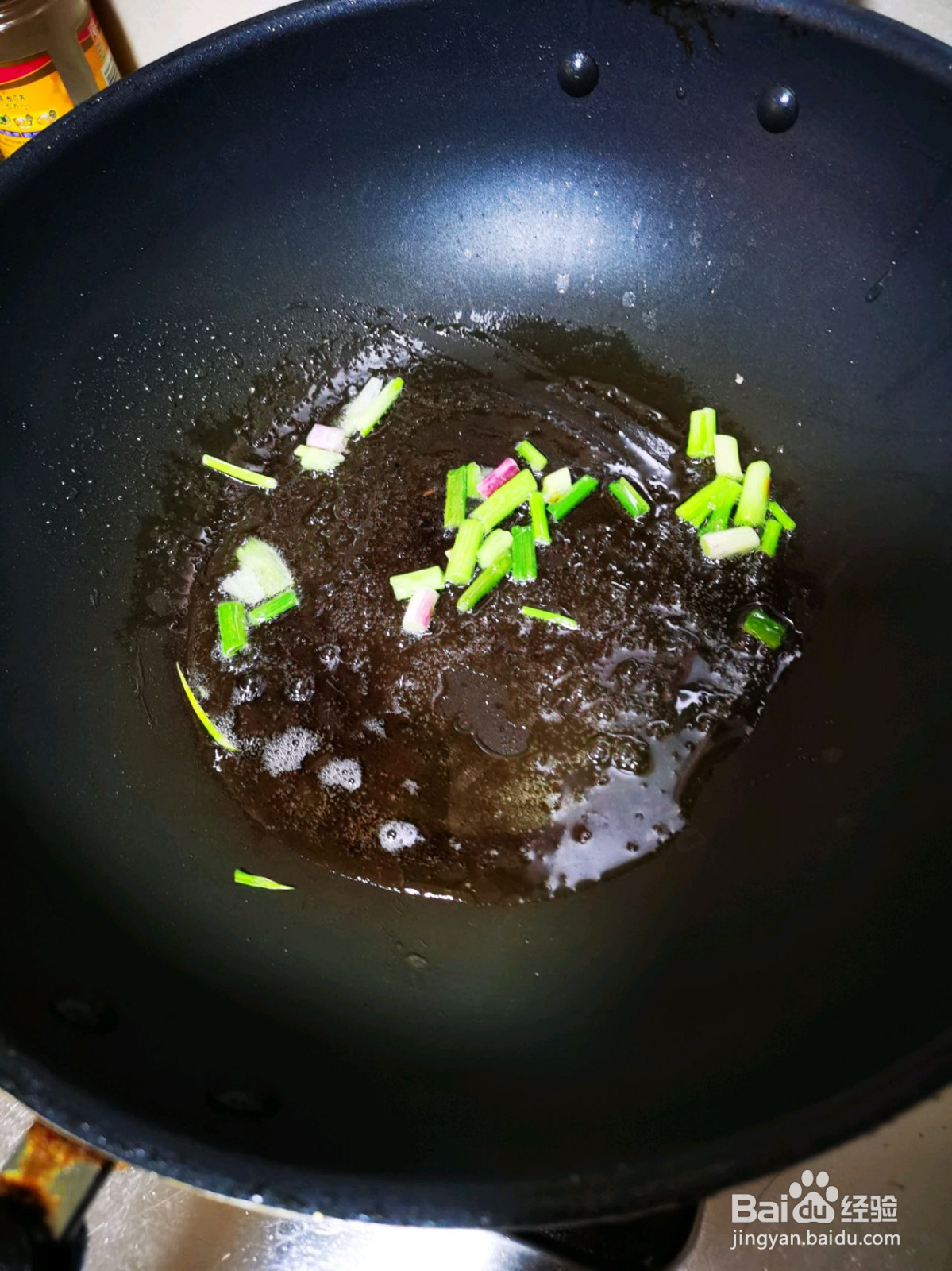 生菜瘦肉炒河粉。的做法